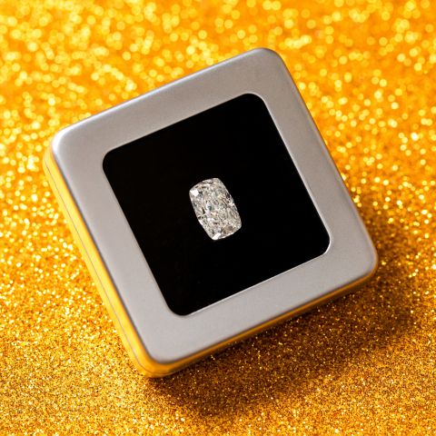 Radiant solitaire diamond