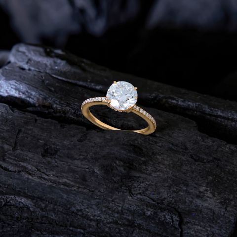 Solitaire Diamond Ring with Side Stones