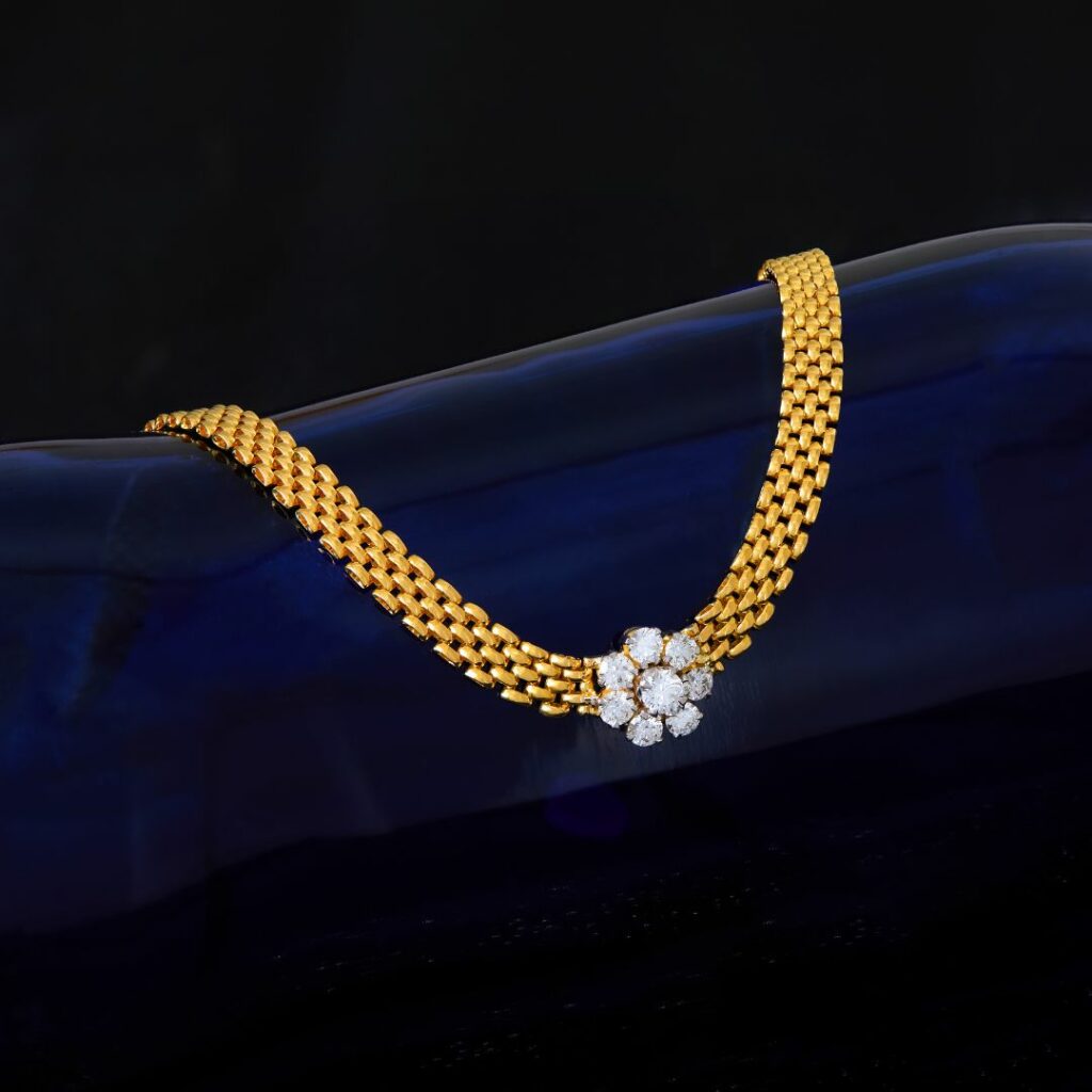 Classic Gold Necklace with Solitaire Diamond Centrepiece