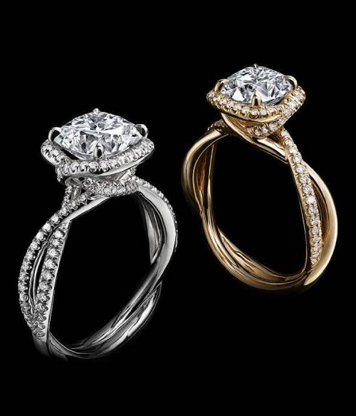 Unique Diamond Engagement Ring Set