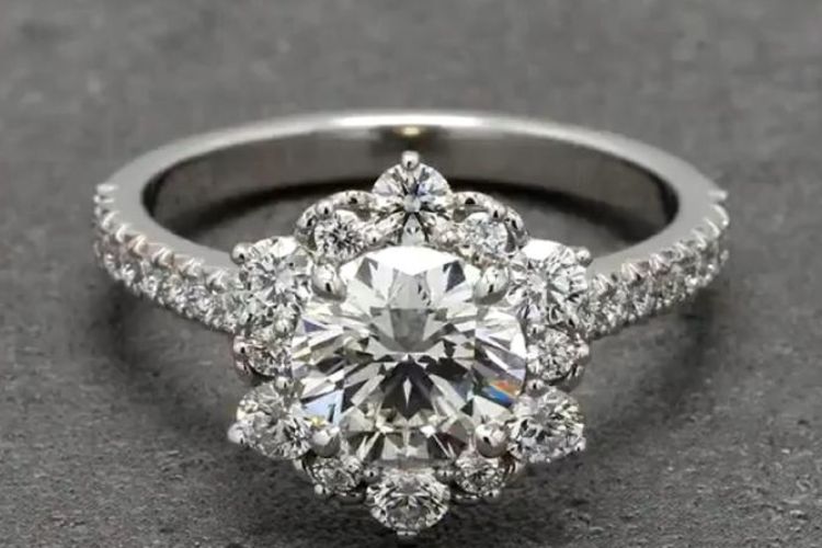 Vintage Floral Engagement Ring